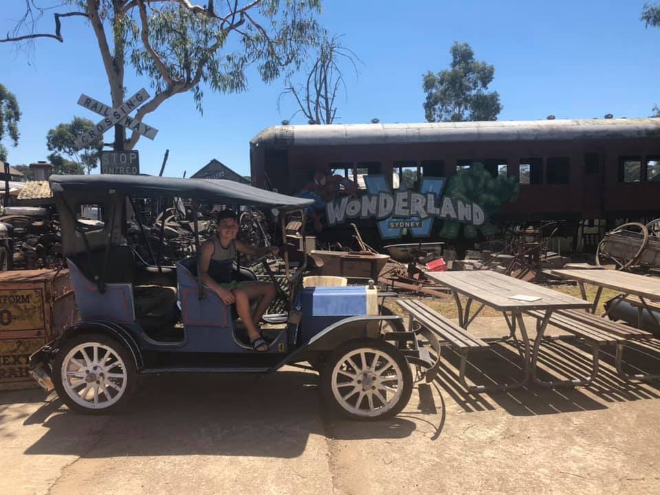 Ampol Antique Autos after Wonderland (1)