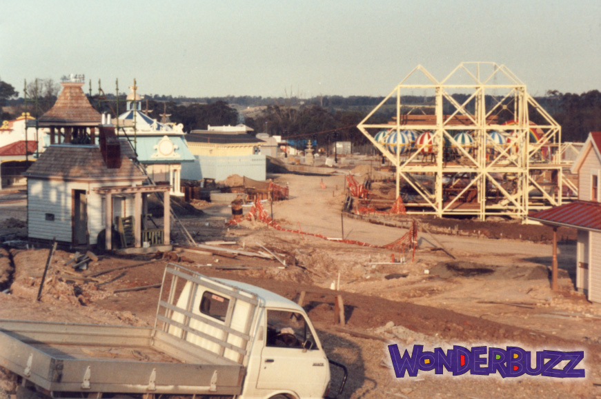 Boo Boo’s Balloon Race – Construction — construction, September 1985 (8)