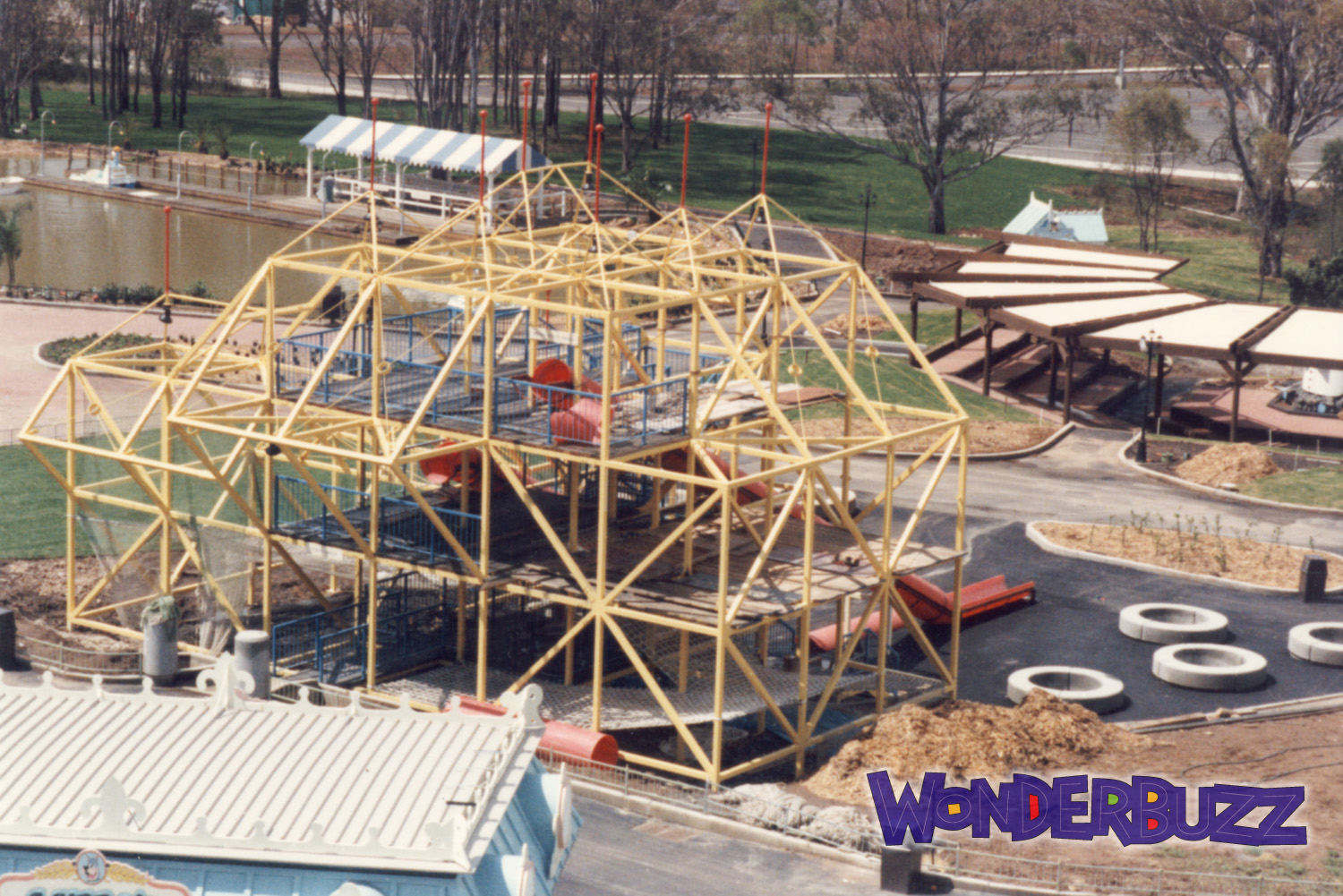 Hanna Barbera Land Construction — construction, September 1985 (5)